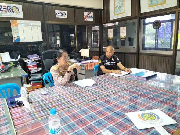 พช.เขมราฐ ร่วมประชุมหารือร่วมกับภาคีเคือข่ายกองทุนแม่ของแผ่นดิน ชุดพัฒนาสัมพันธ์มวลชน ที่ 2201 และ 2202