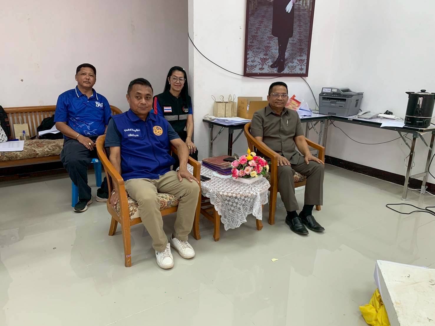 พช.เขมราฐ : ร่วมกิจกรรมจ่ายบัตรและส่งมอบวัสดุอุปกรณ์การเลือกตั้ง สส.ปี พ.ศ.2569 